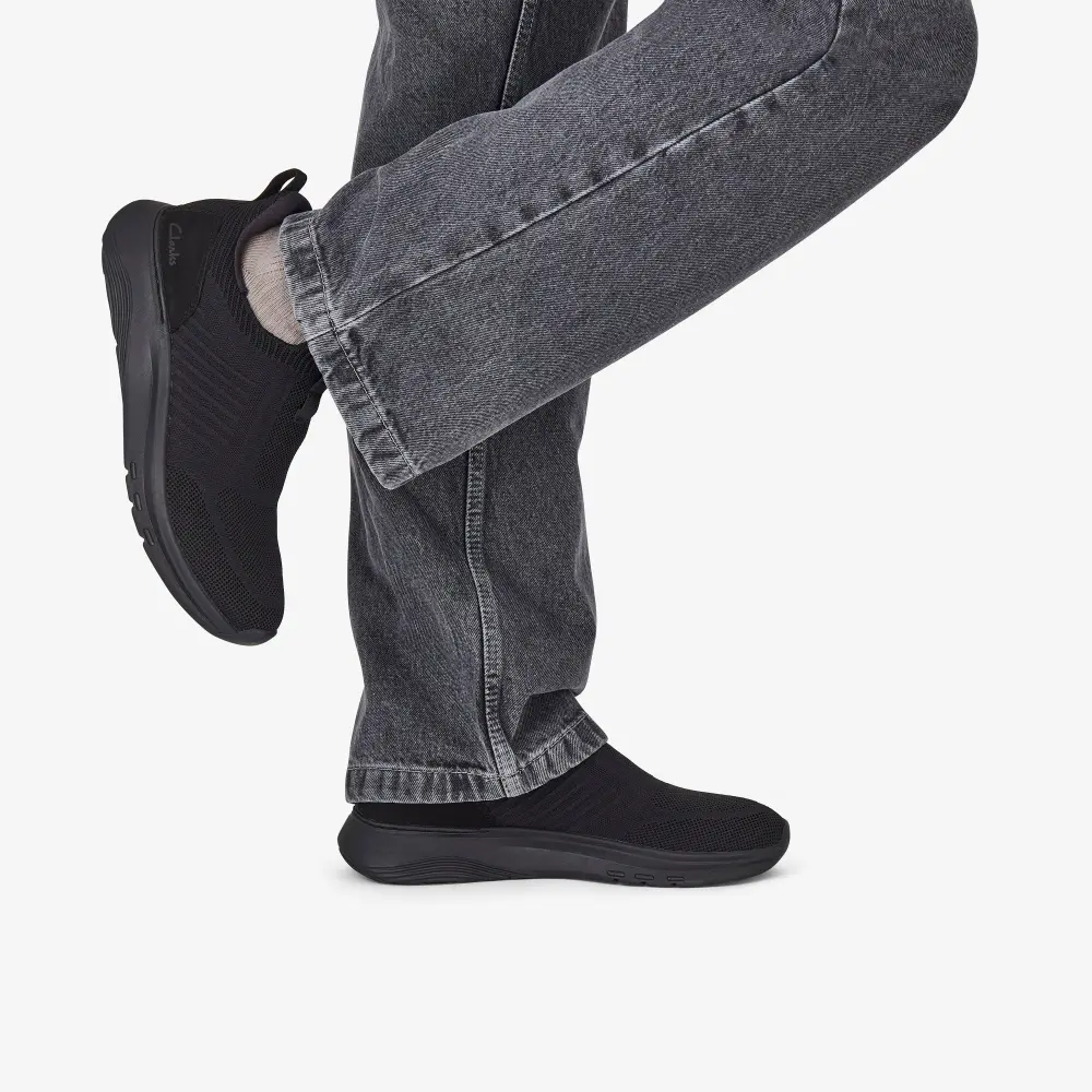 Mens Motion Trek IN Black Knit Sneakers online