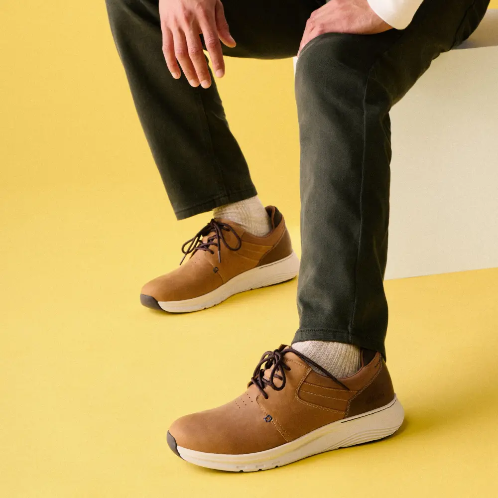 Mens Motion Trek PT Dark Tan Leather Sneaker online