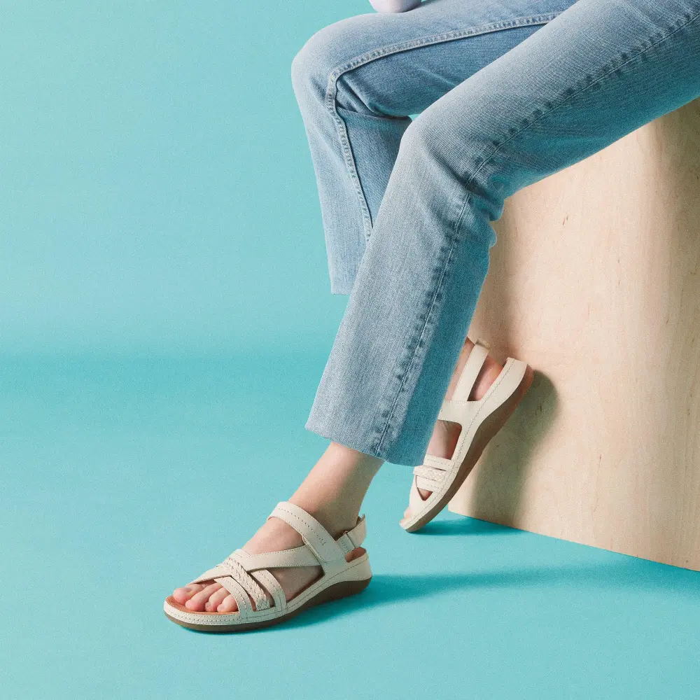 Women’s Cecily Strap Cream Leather Strappy Sandals online